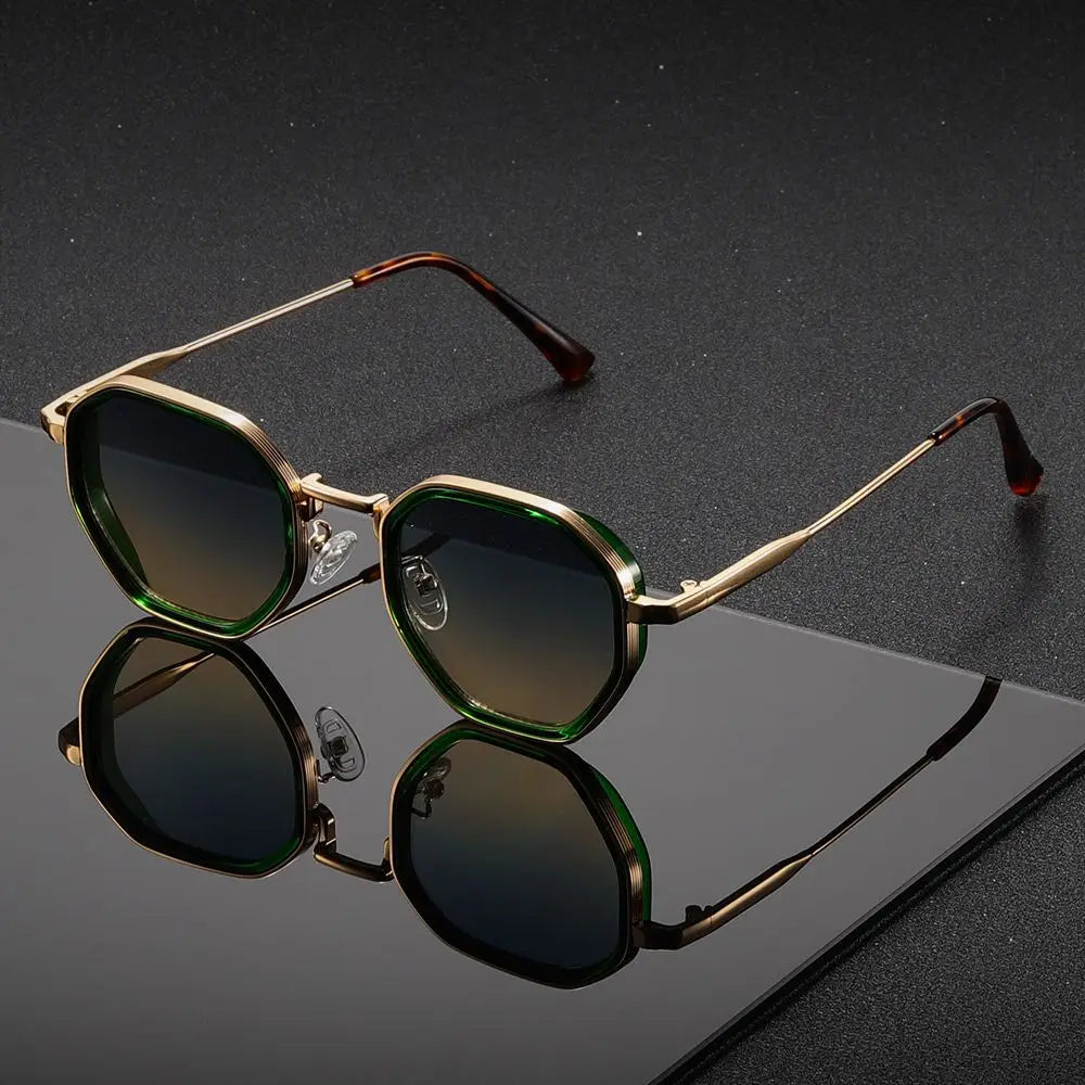 Mirrored Statement Sunglasses