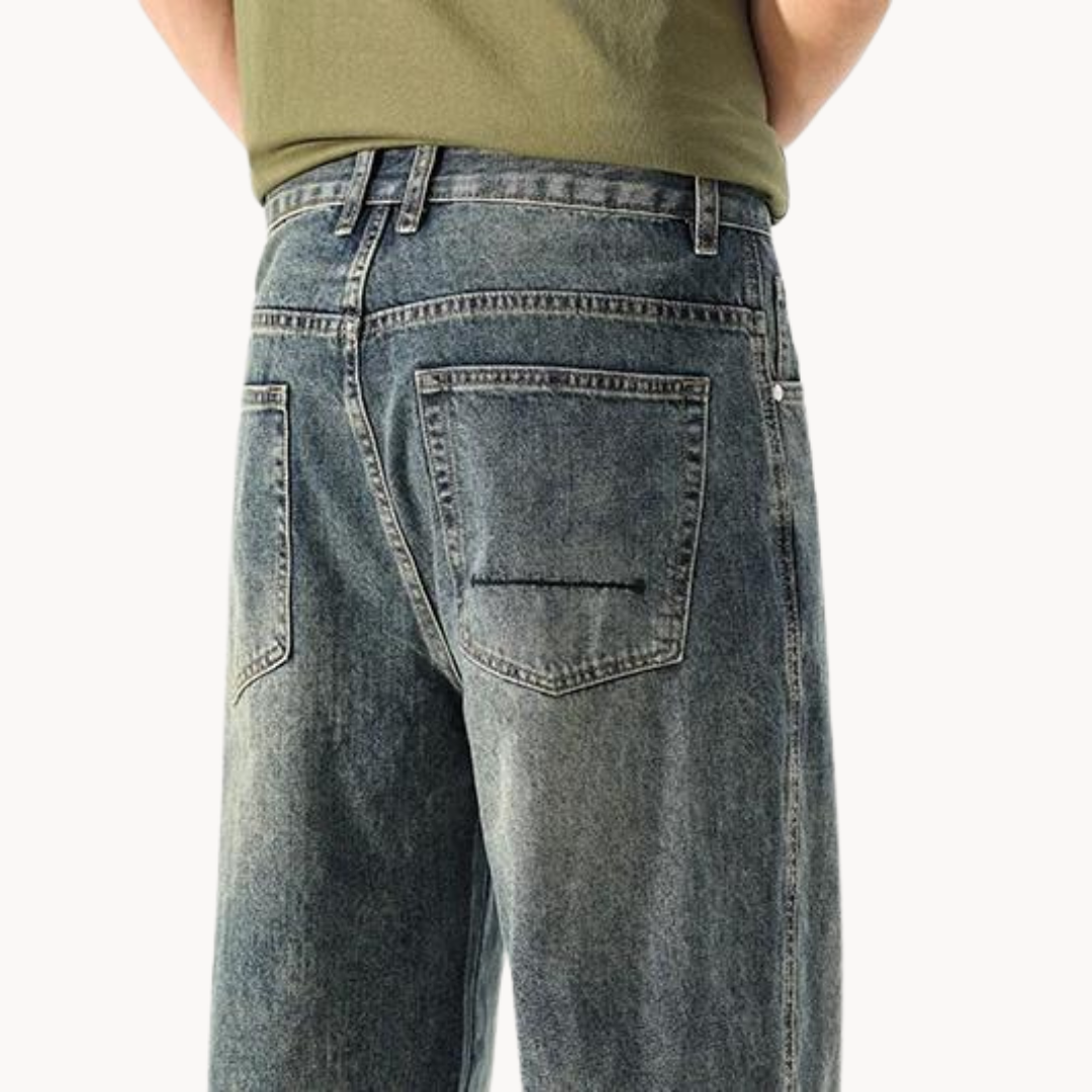 Relaxed Stovepipe Retro Jeans