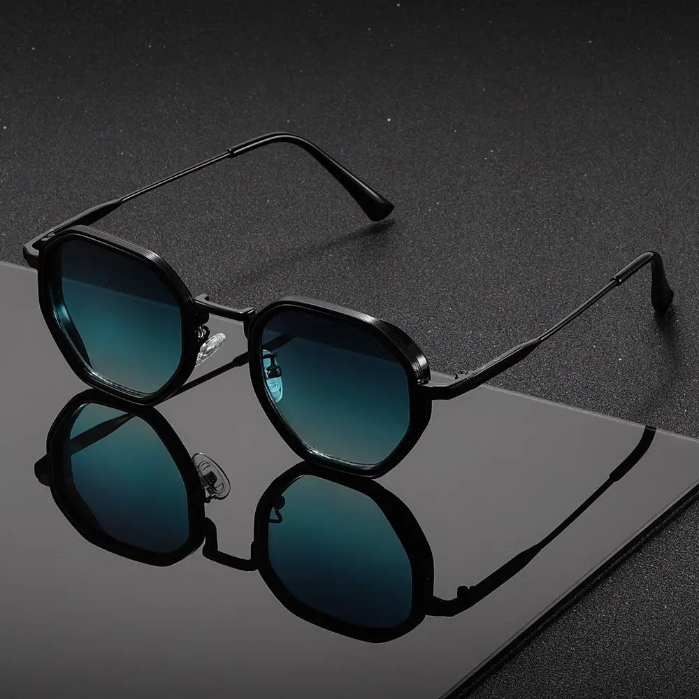 Mirrored Statement Sunglasses