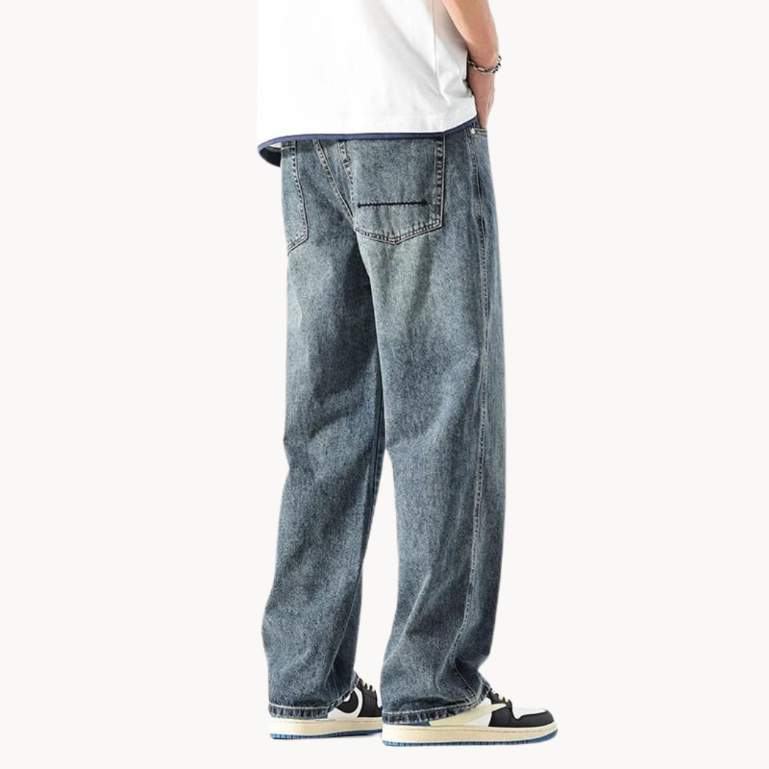 Relaxed Stovepipe Retro Jeans