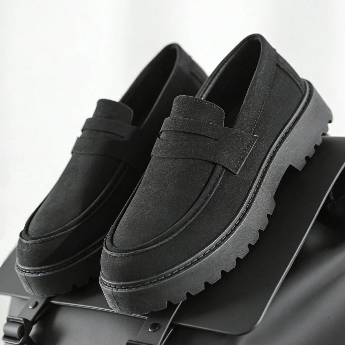 Men's Platform Sole Slip-On Loafers
